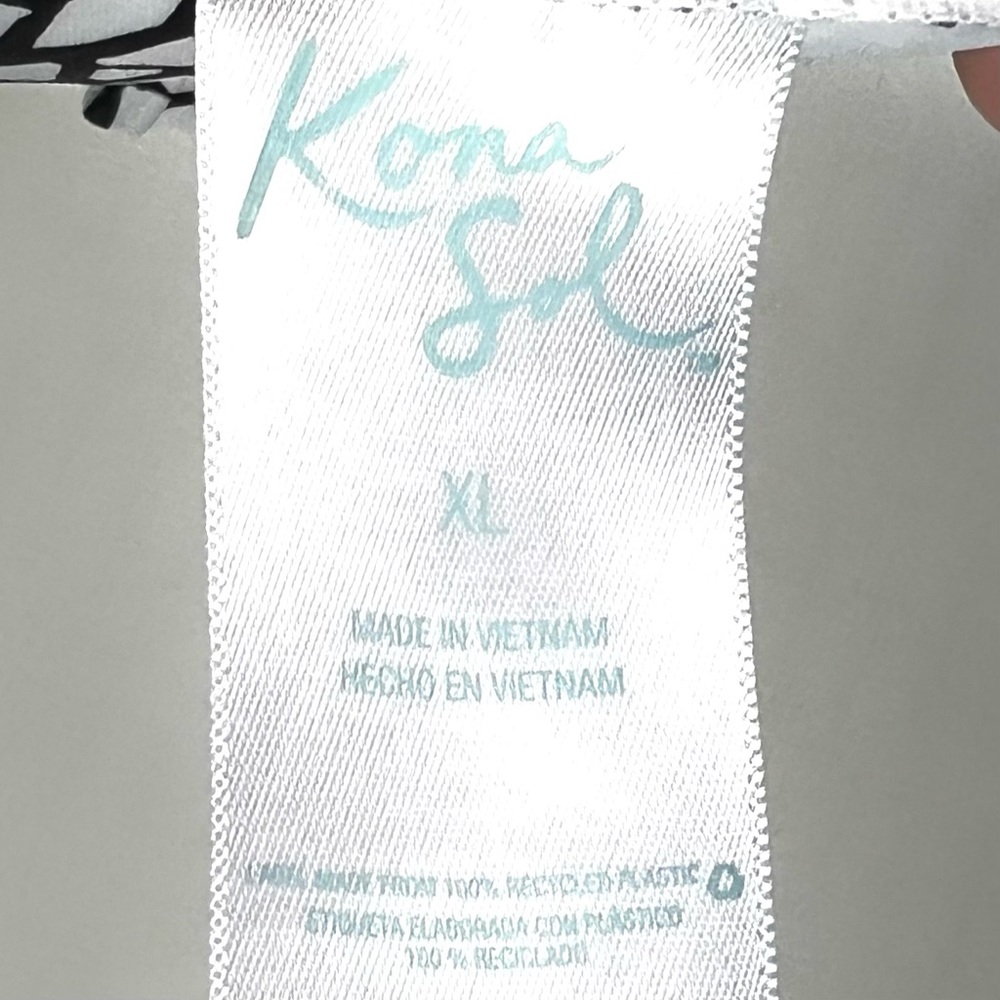 Kona Sol Women's White & Black Geometric Tankini Tie Halter Top - Picture 5 of 5